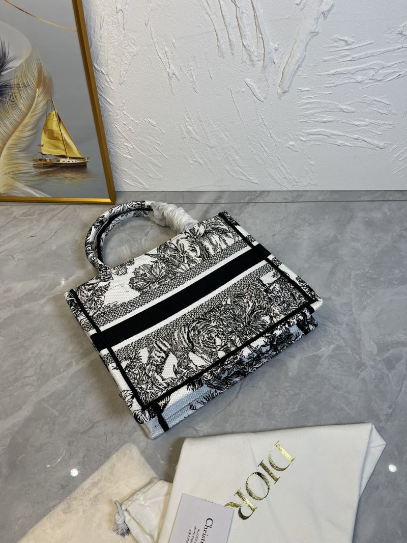 Christian Dior Shopping Bags